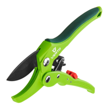 Секатор VERTO з тріскачкою 15G205