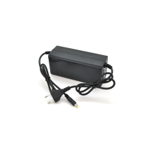 Зарядний пристрій для акумуляторів Jinyi 12V 4S 2A (JN-1220/14620)